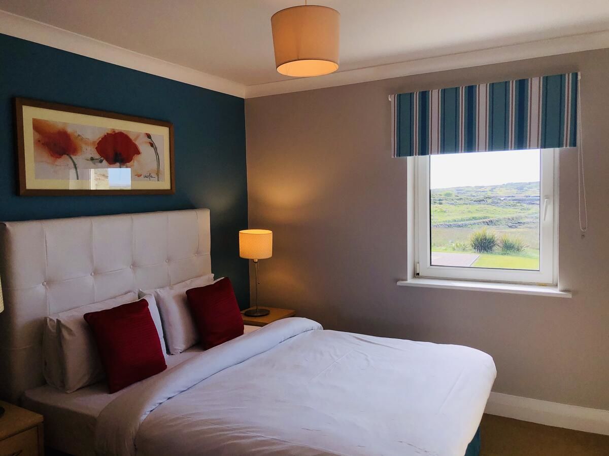 Отель Connemara Sands Hotel & Spa Клифден