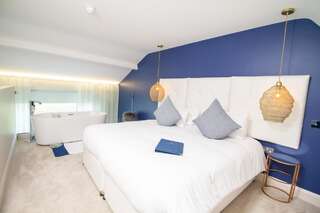 Отель Connemara Sands Hotel & Spa Клифден Luxury Double Room with Ocean and Mountain Views-4